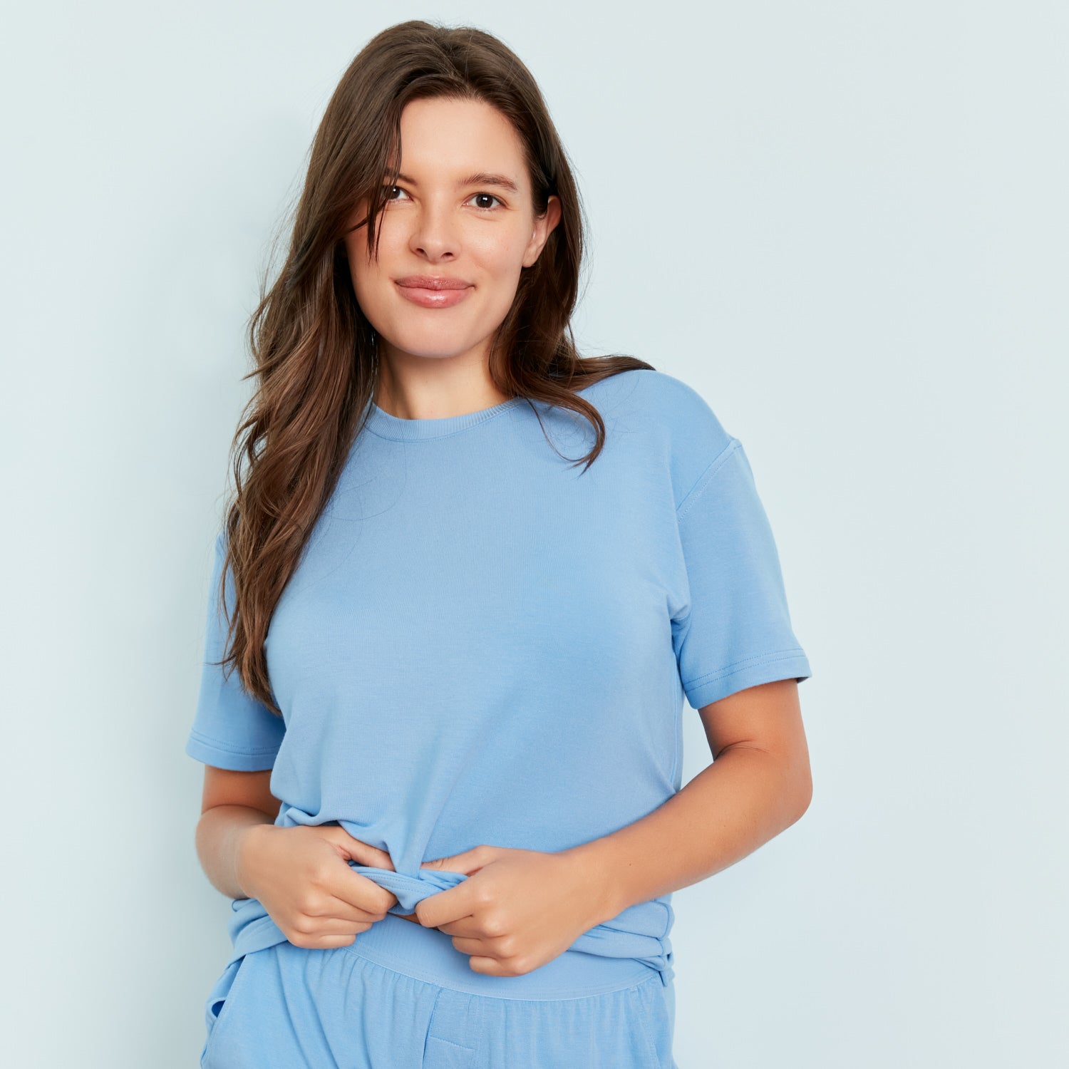 modelsizing1: Dana is 5’9” and wearing a medium. | type: women