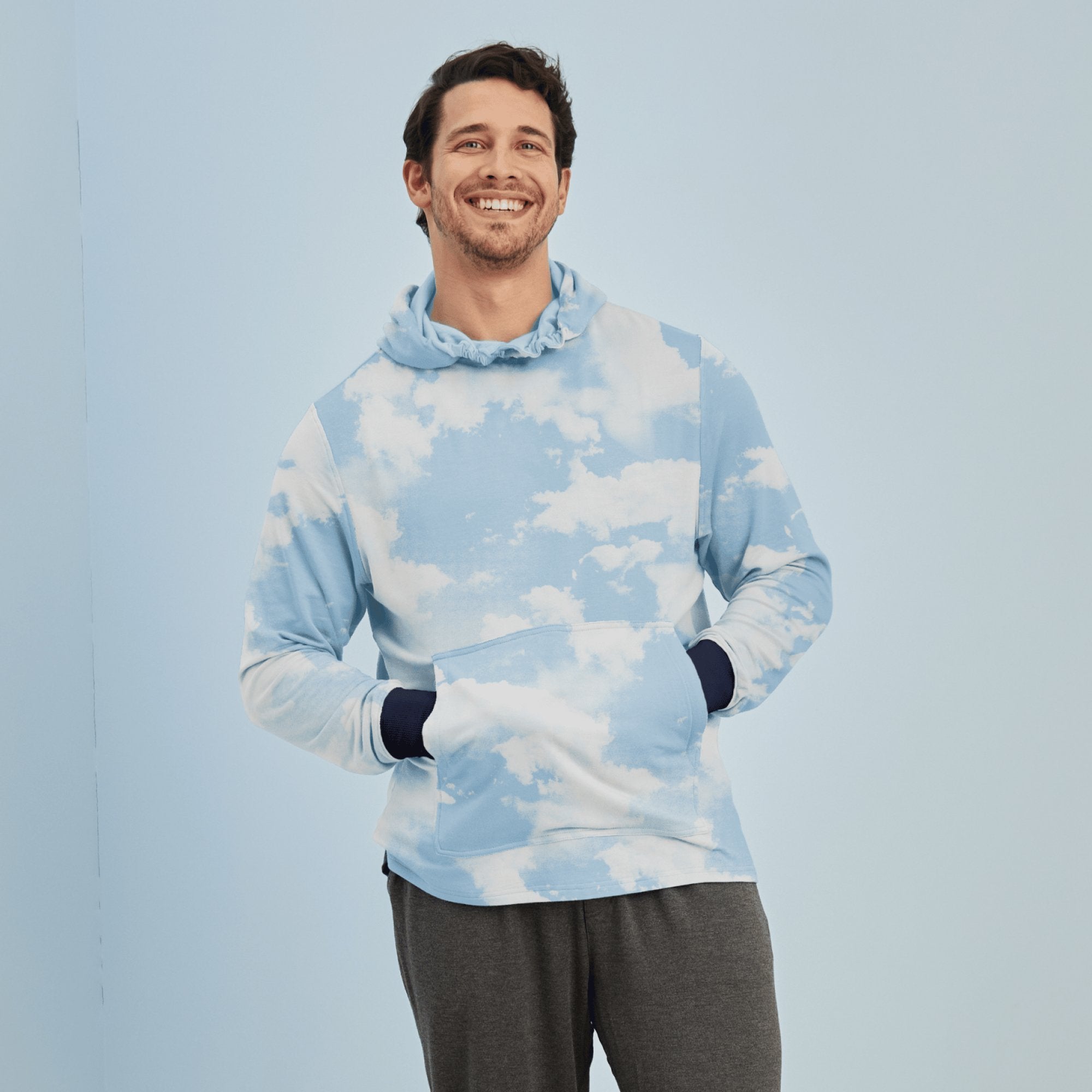 modelsizing1: Thomas is 5’10” and wearing a medium. | type: men