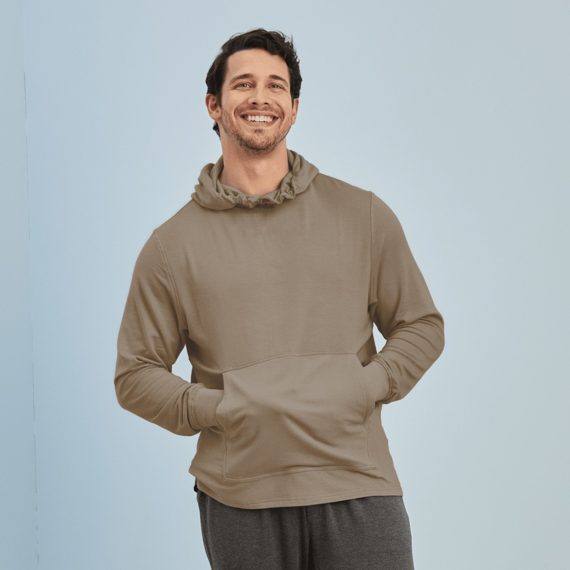 modelsizing1: Thomas is 5’10” and wearing a medium. | type: men