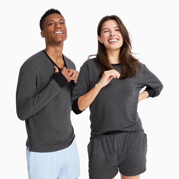 modelsizing1: Brandon is 6’0” and wearing a medium. | modelsizing2: Dana is 5’9” and wearing a medium.